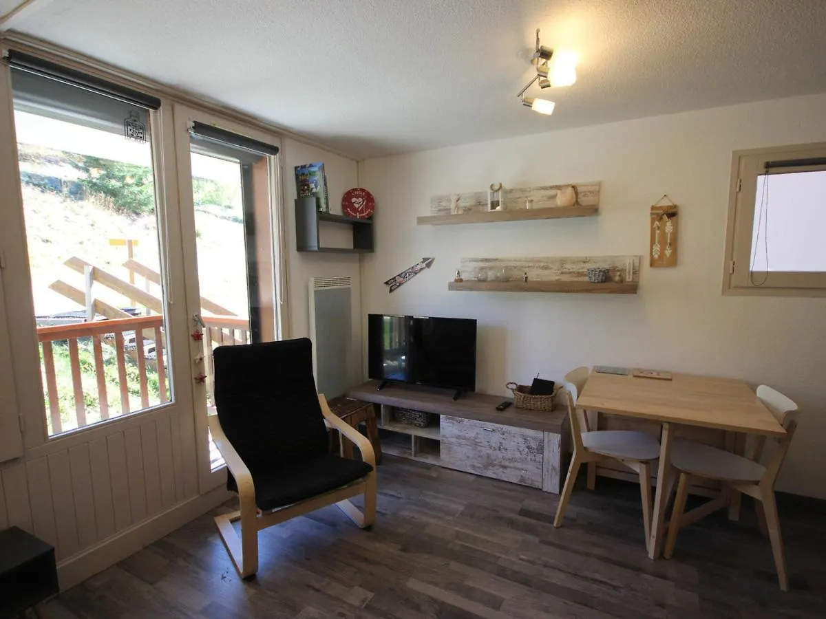 Studio Confortable Pour 2 Au Centre De Vallandry, A Cote Des Pistes Et Commerces - Fr-1-411-853 0*, Landry France